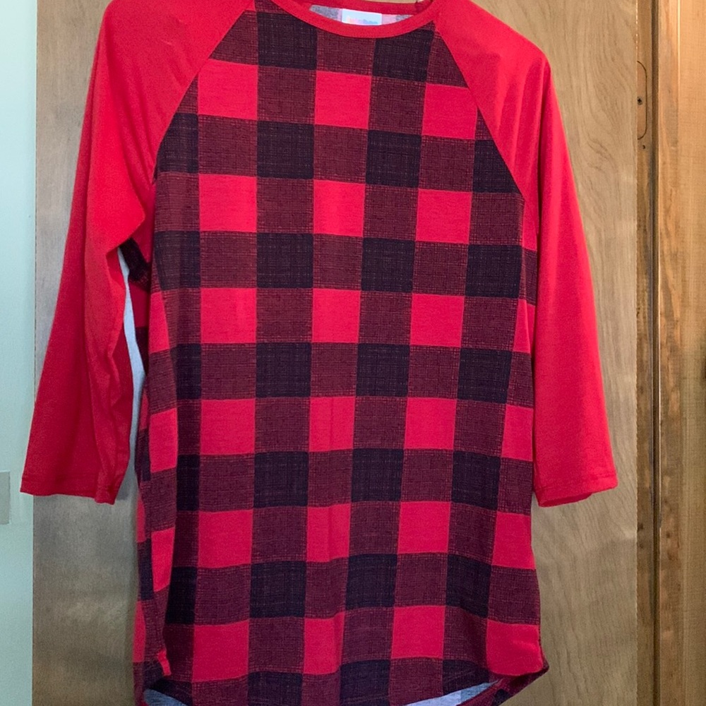 LulaRoe Red & Black Randy tee - size L